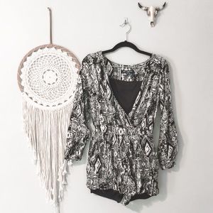 3/$20 •tribal romper•